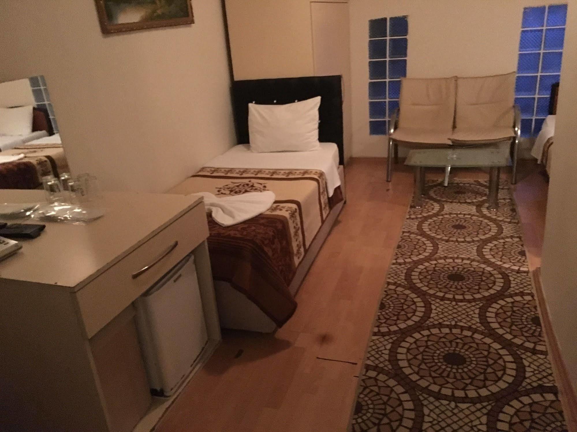 Oeruen Hotel 伊斯坦布尔 外观 照片